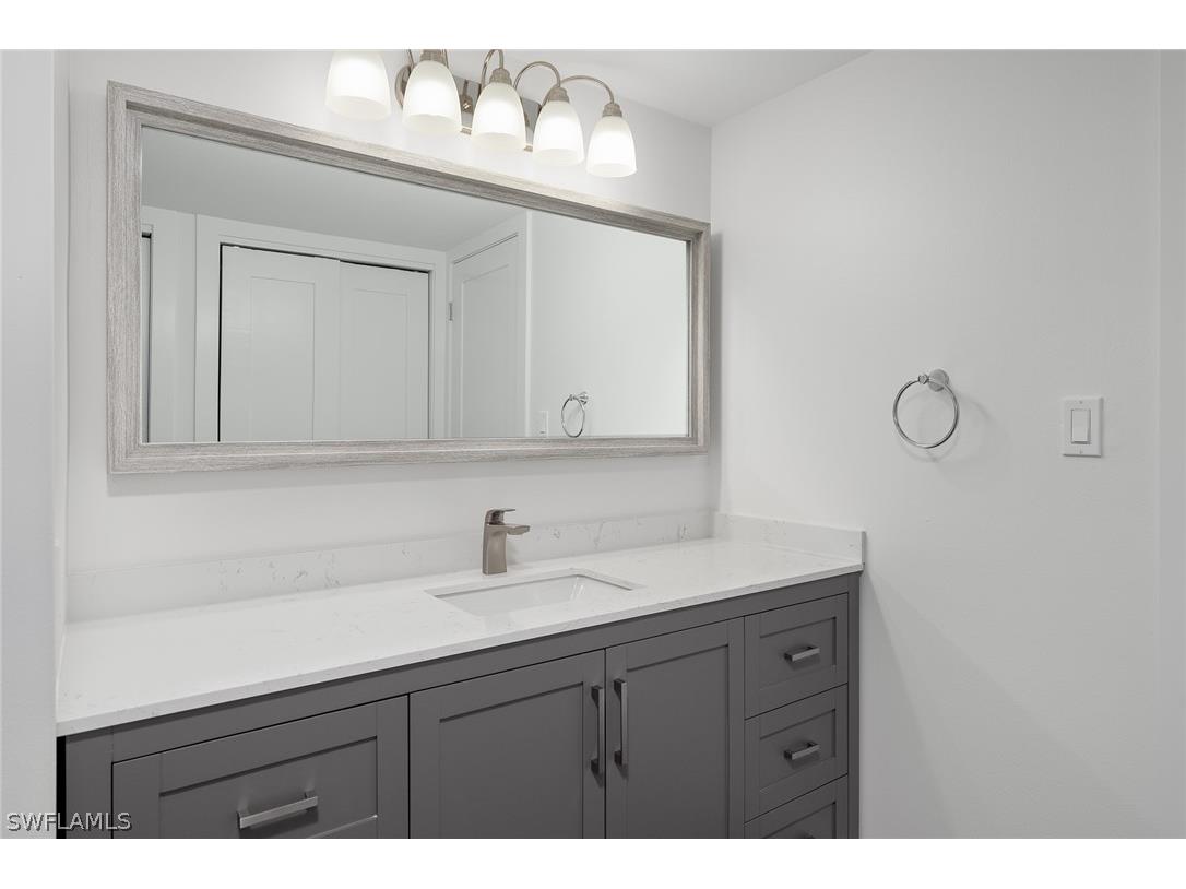 6102 Augusta Drive #210 Fort Myers FL 33907 224039194 image8