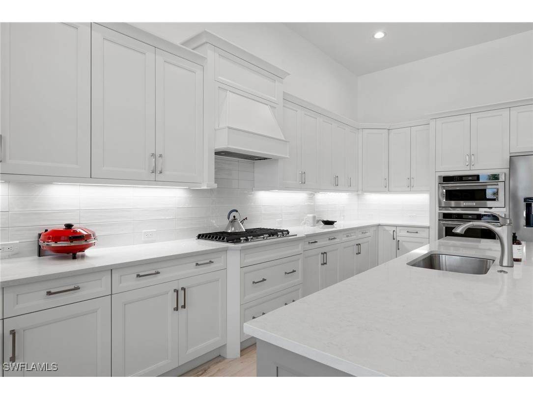 6136 Rodney Bay Lane Naples FL 34113 225030467 image9