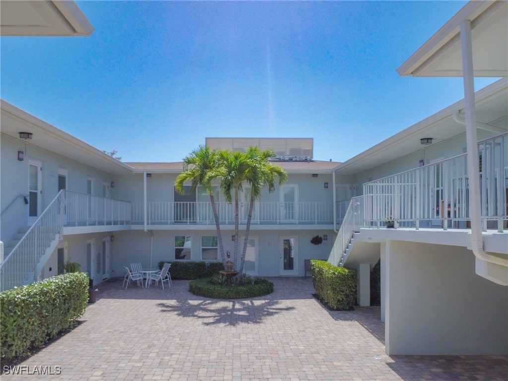 618 12th Avenue S #618 Naples FL 34102 225049628 image1