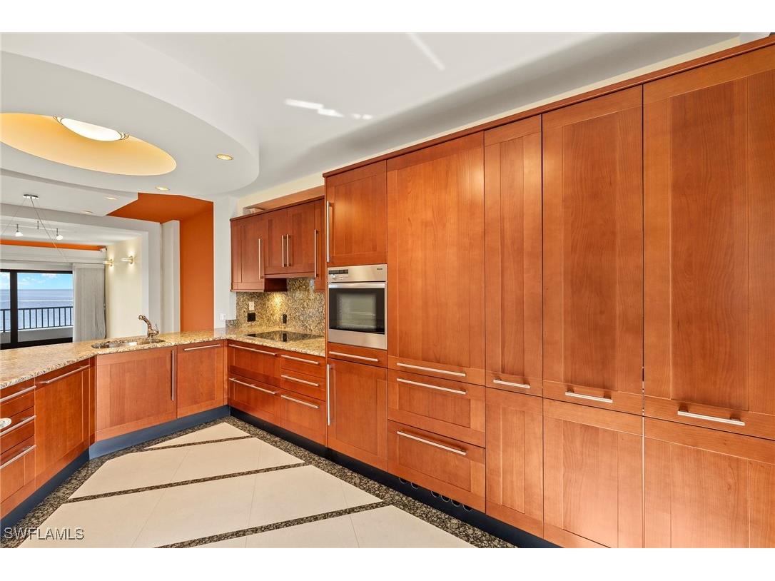 625 La Peninsula Boulevard #625 Naples FL 34113 225046160 image10