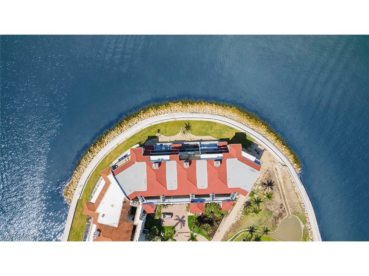 625 La Peninsula Boulevard #625 Naples FL 34113 225046160 image29