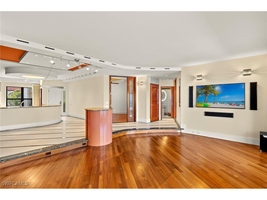 625 La Peninsula Boulevard #625 Naples FL 34113 225046160 image4