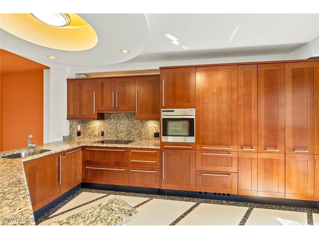 625 La Peninsula Boulevard #625 Naples FL 34113 225046160 image8