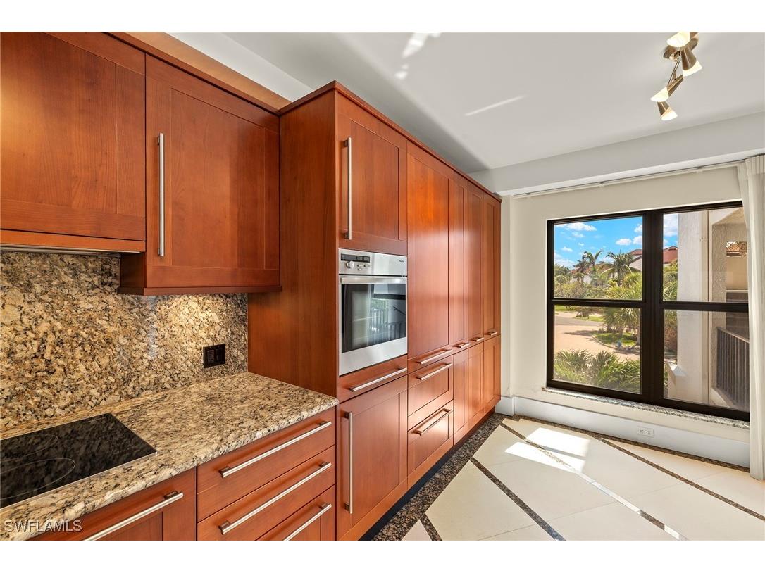 625 La Peninsula Boulevard #625 Naples FL 34113 225046160 image9