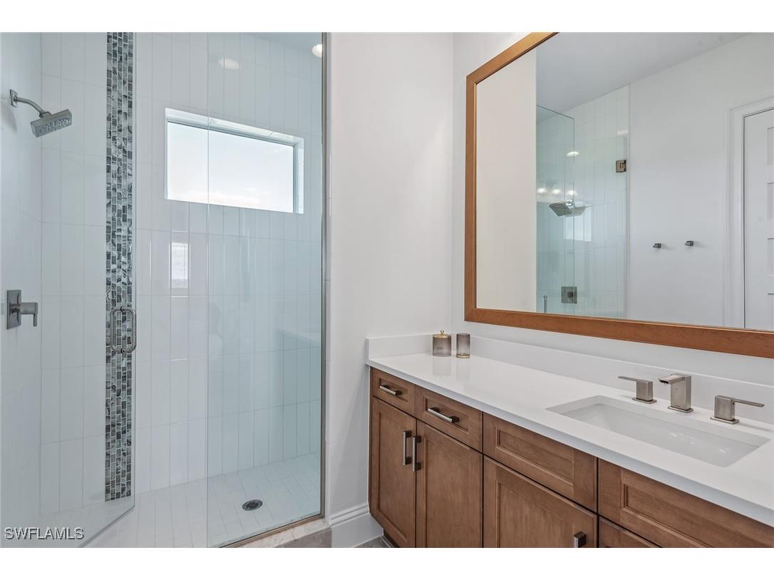 6273 Negril Isle Drive Naples FL 34113 225017370 image24