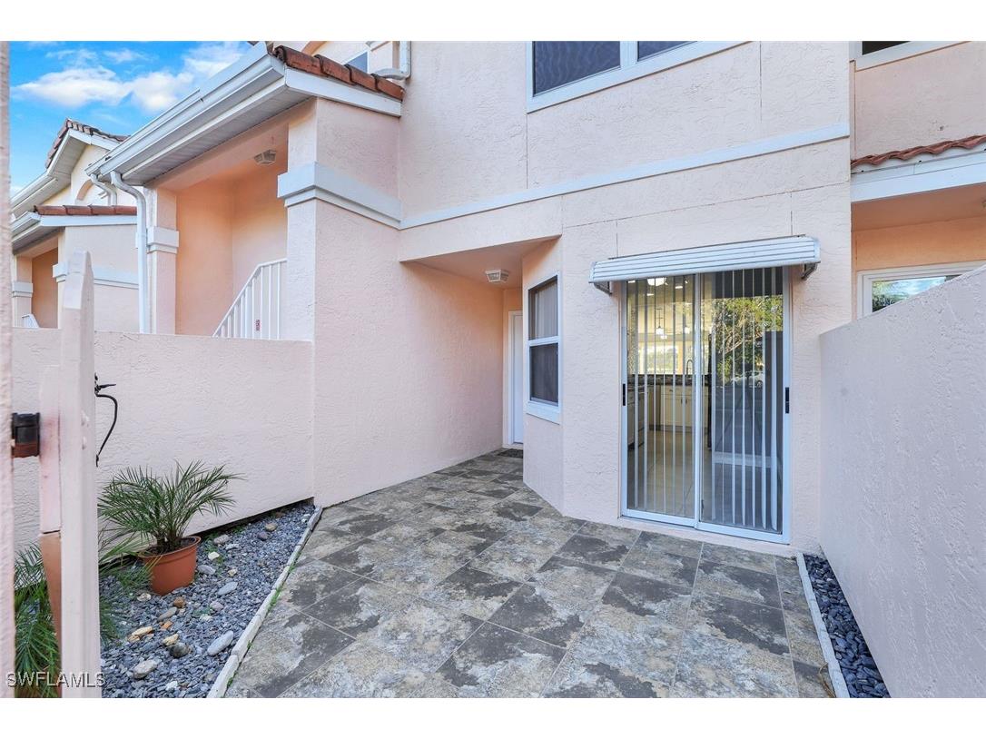 628 Woodshire Lane #G3 Naples FL 34105 224094859 image1