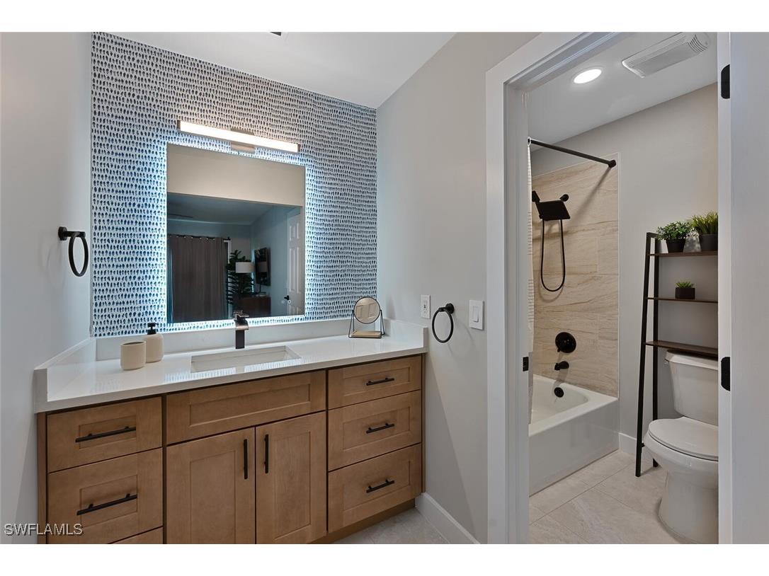 6386 Royal Woods Drive Fort Myers FL 33908 225028609 image5