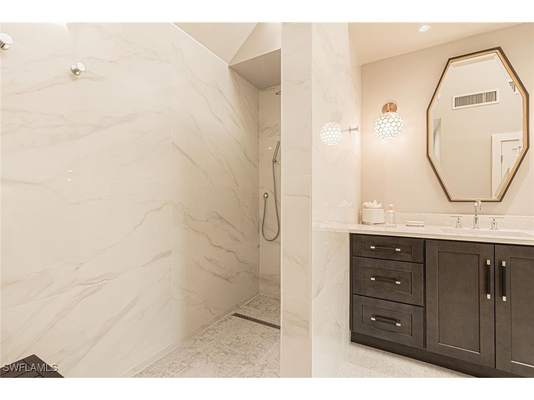 643 Bridgeway Lane Naples FL 34108 225011332 image26