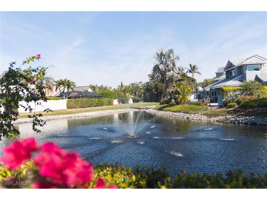 643 Bridgeway Lane Naples FL 34108 225011332 image3