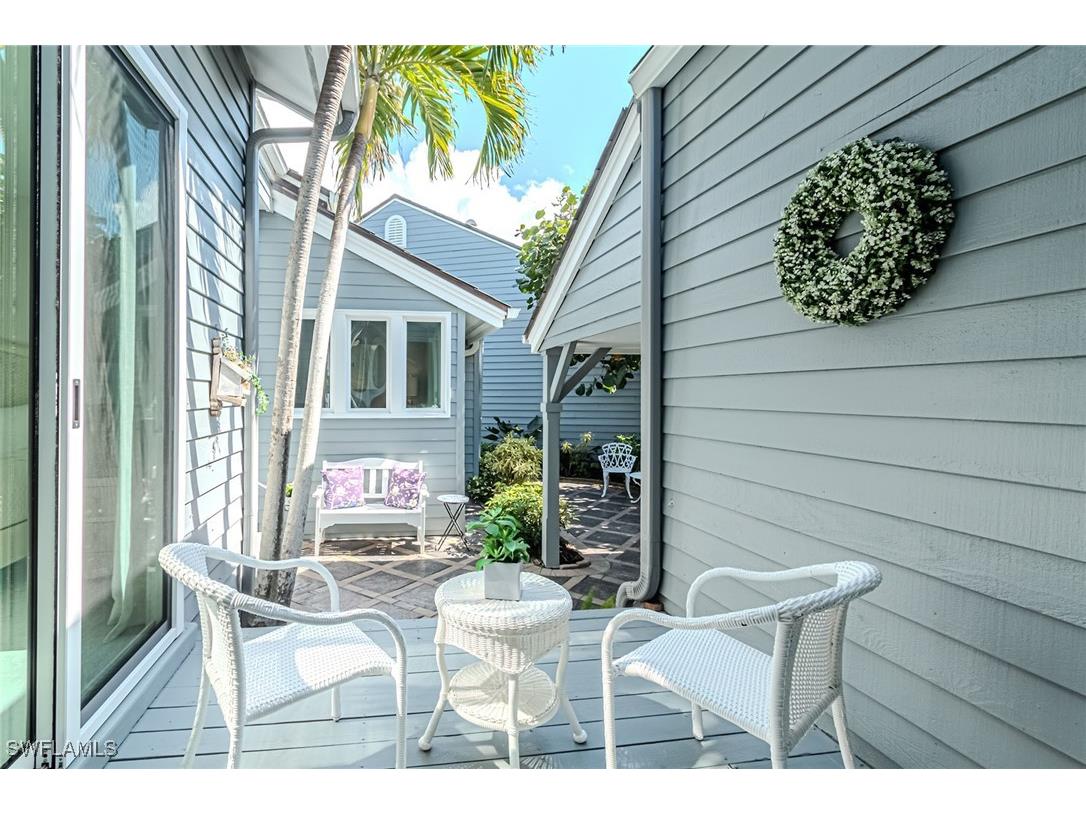 643 Bridgeway Lane Naples FL 34108 225011332 image32