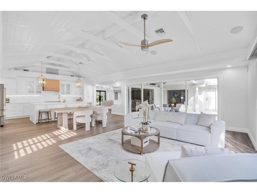 645 Park Shore Drive Naples FL 34103 225046081 image1