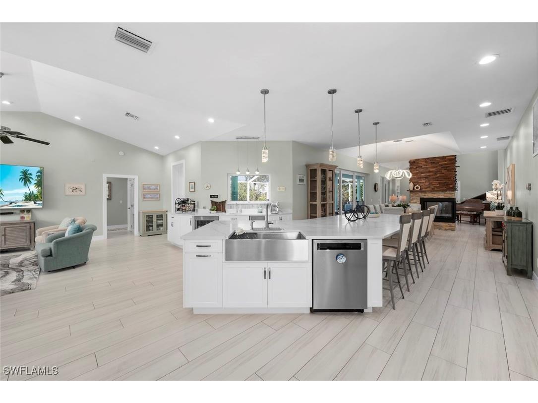 6450 Pine Avenue Sanibel FL 33957 225031491 image17