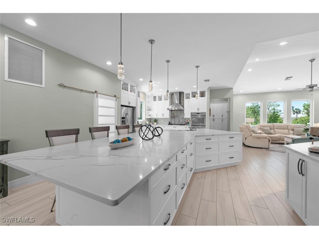 6450 Pine Avenue Sanibel FL 33957 225031491 image4