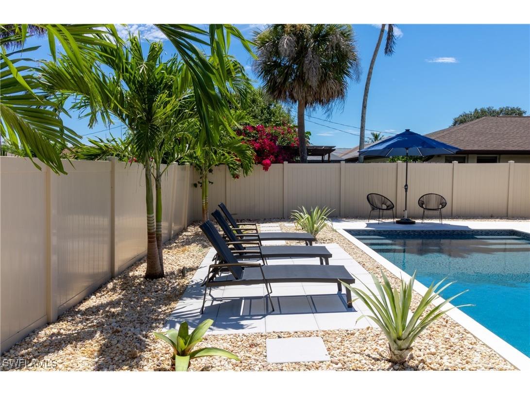 648 96th Avenue N Naples FL 34108 225050009 image27