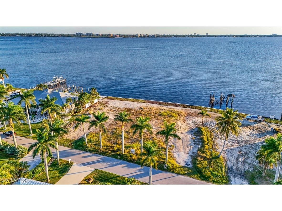 648 Coral Drive Cape Coral FL 33904 225020418 image9