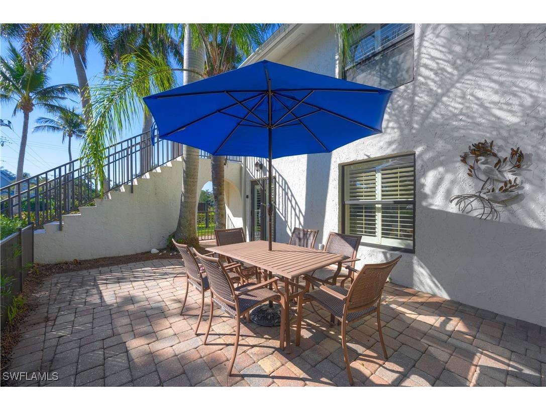 655 8th Avenue S #3 Naples FL 34102 225016492 image1