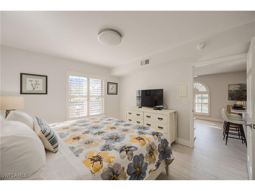 655 8th Avenue S #3 Naples FL 34102 225016492 image11