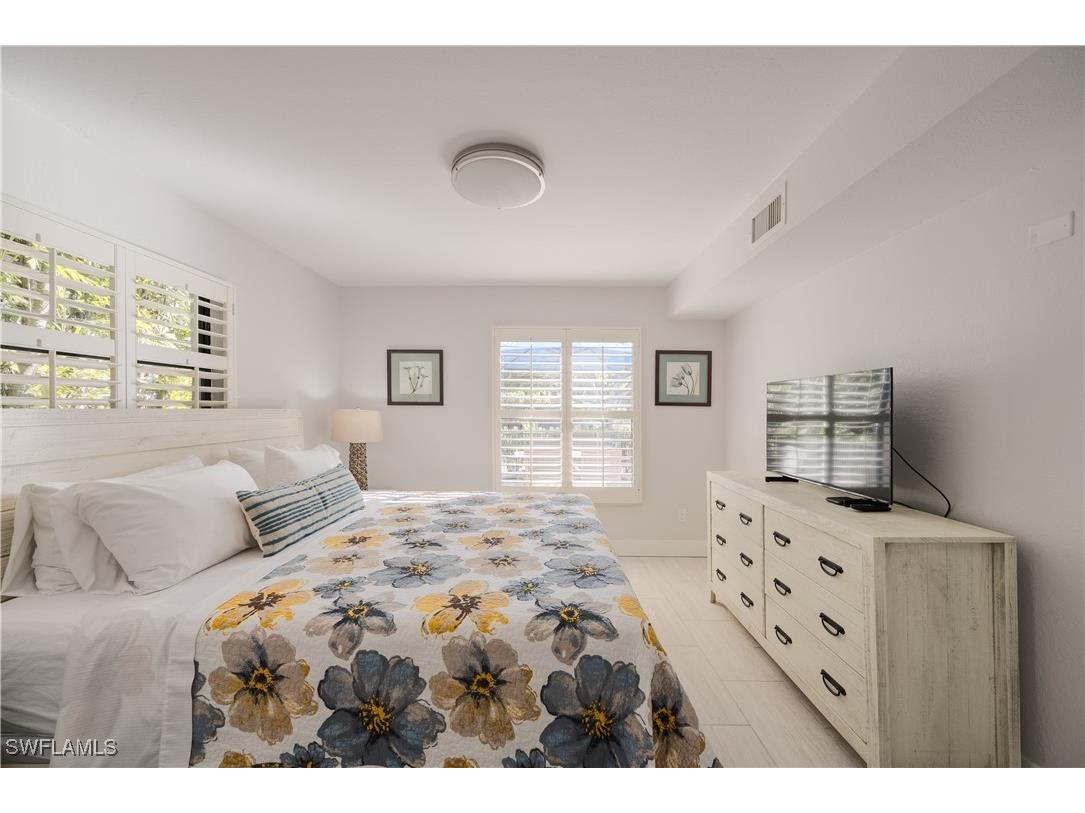 655 8th Avenue S #3 Naples FL 34102 225023796 image22