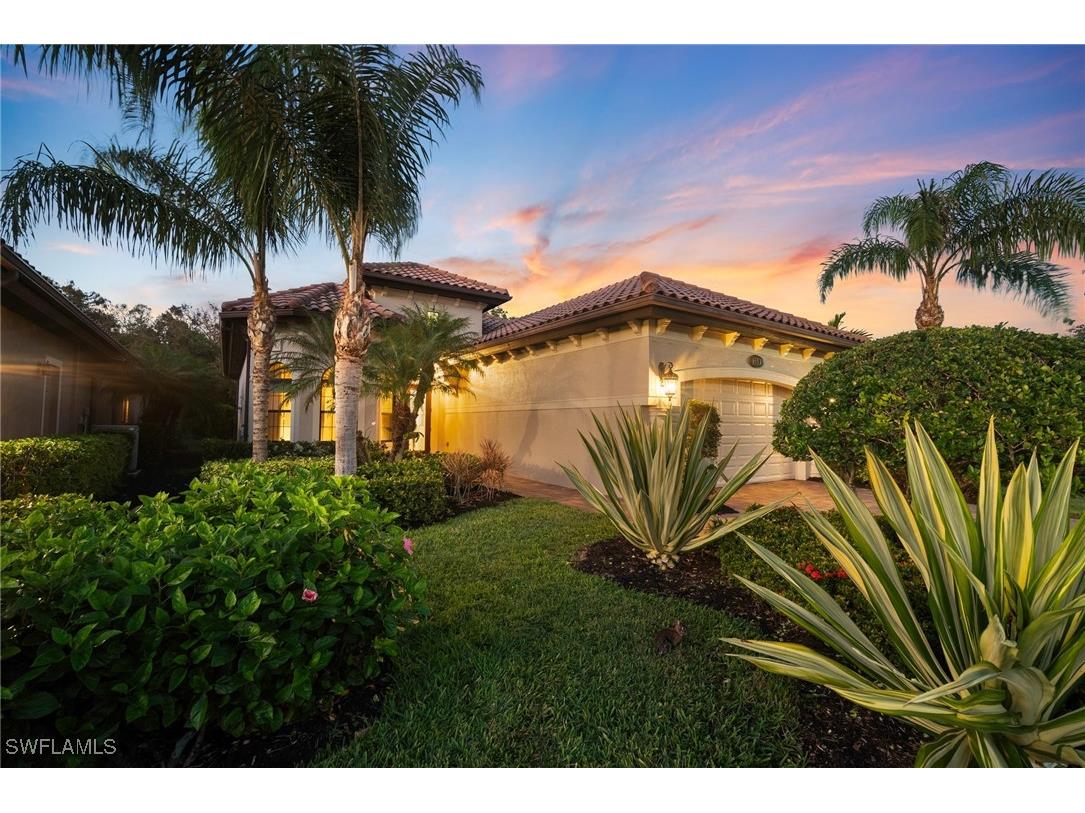 6553 Roma Way Naples FL 34113 224104912 image1