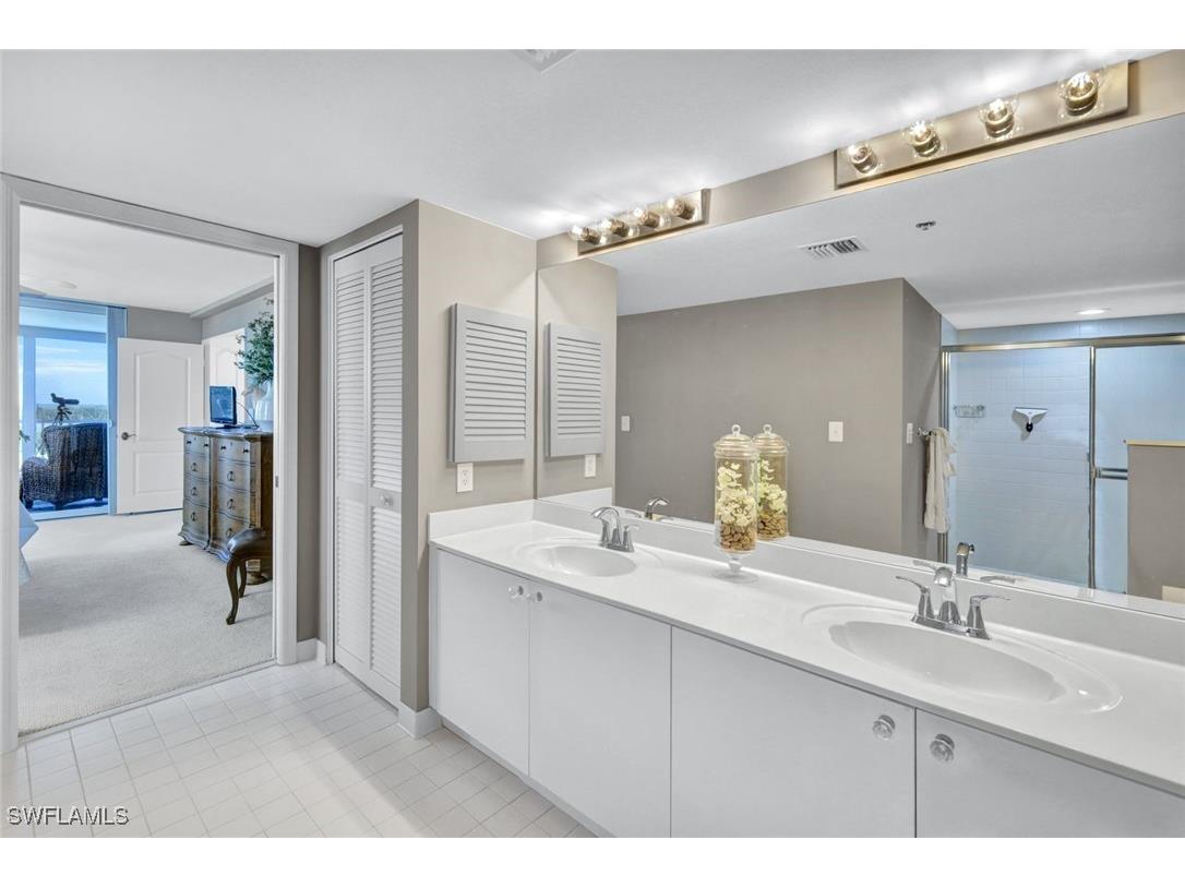 6585 Nicholas Boulevard #404 Naples FL 34108 225026259 image17