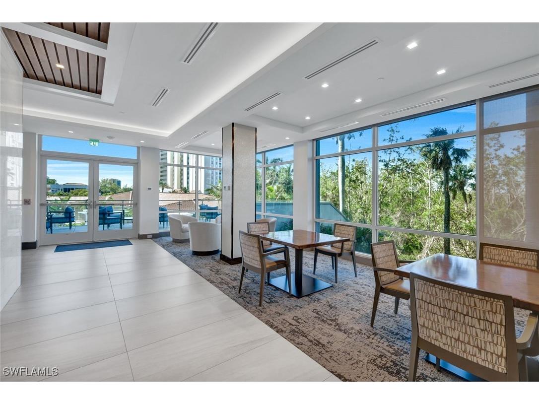 6585 Nicholas Boulevard #404 Naples FL 34108 225026259 image32