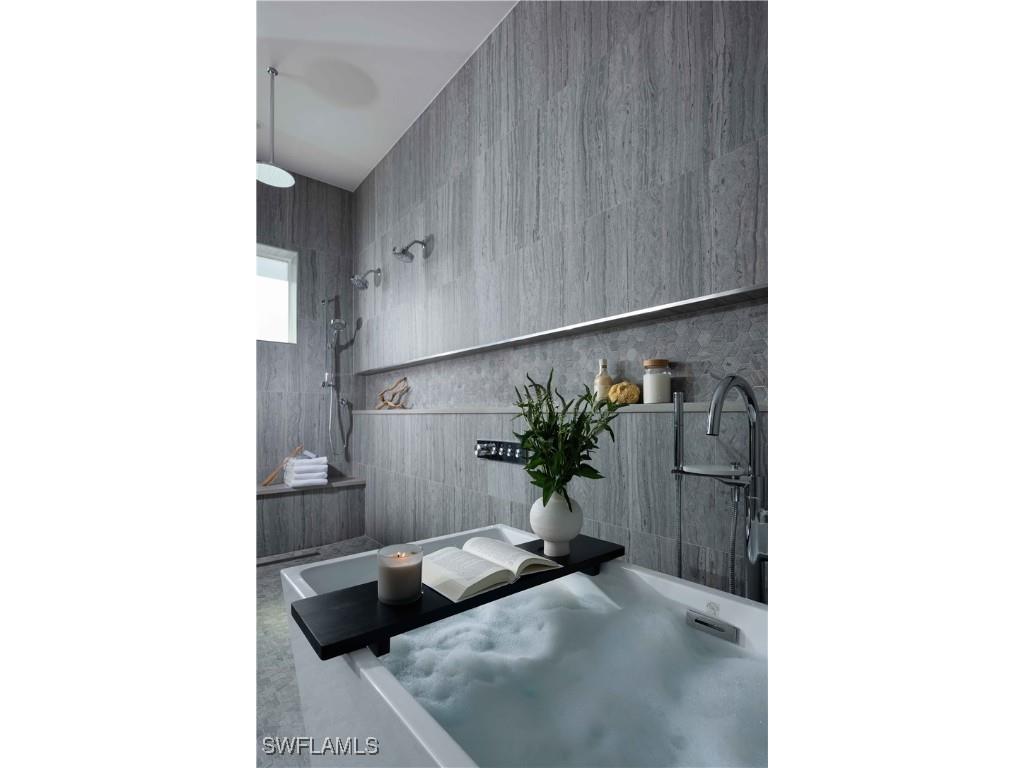 6634 Palisades Avenue Naples FL 34109 225004703 image14