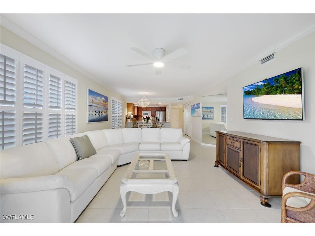 6640 Ilex Circle #7H Naples FL 34109 225010608 image1