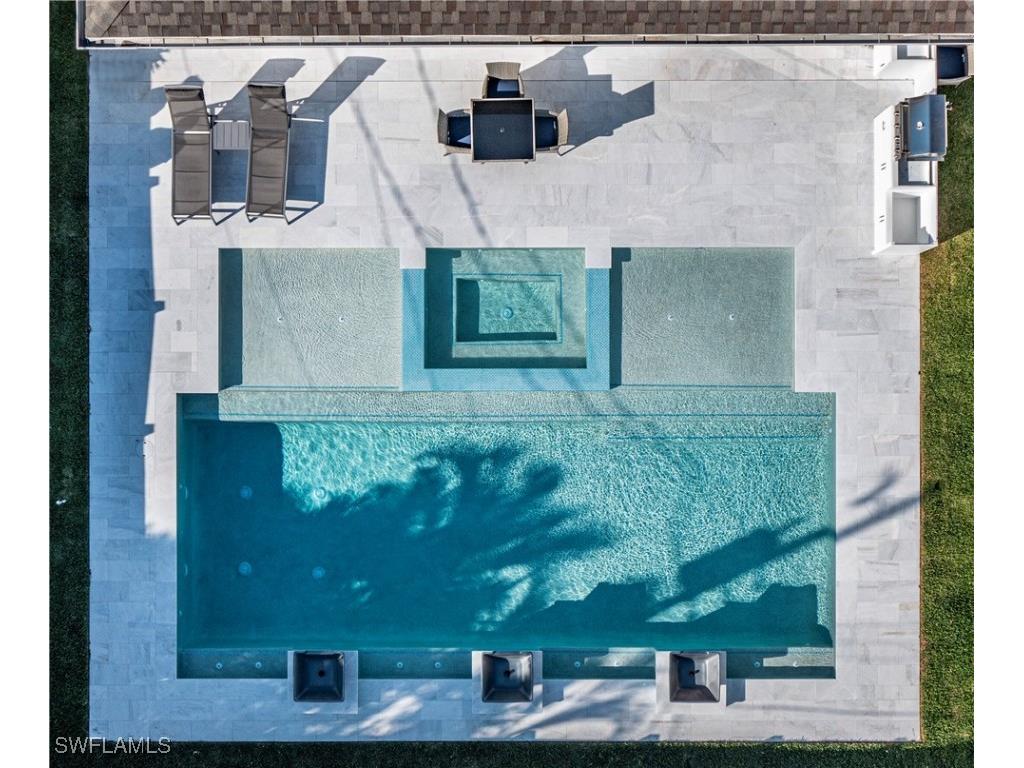 668 104th Avenue N Naples FL 34108 225037398 image1