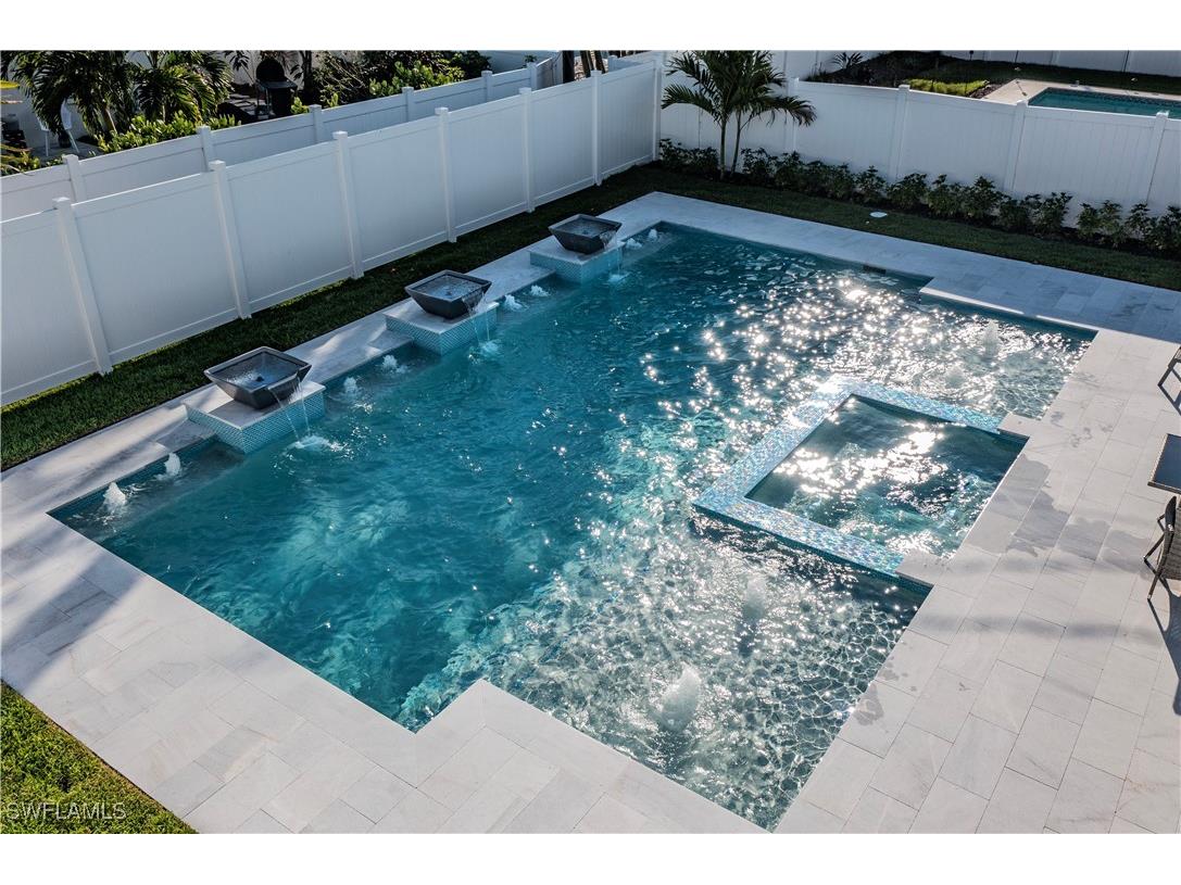 668 104th Avenue N Naples FL 34108 225037398 image33