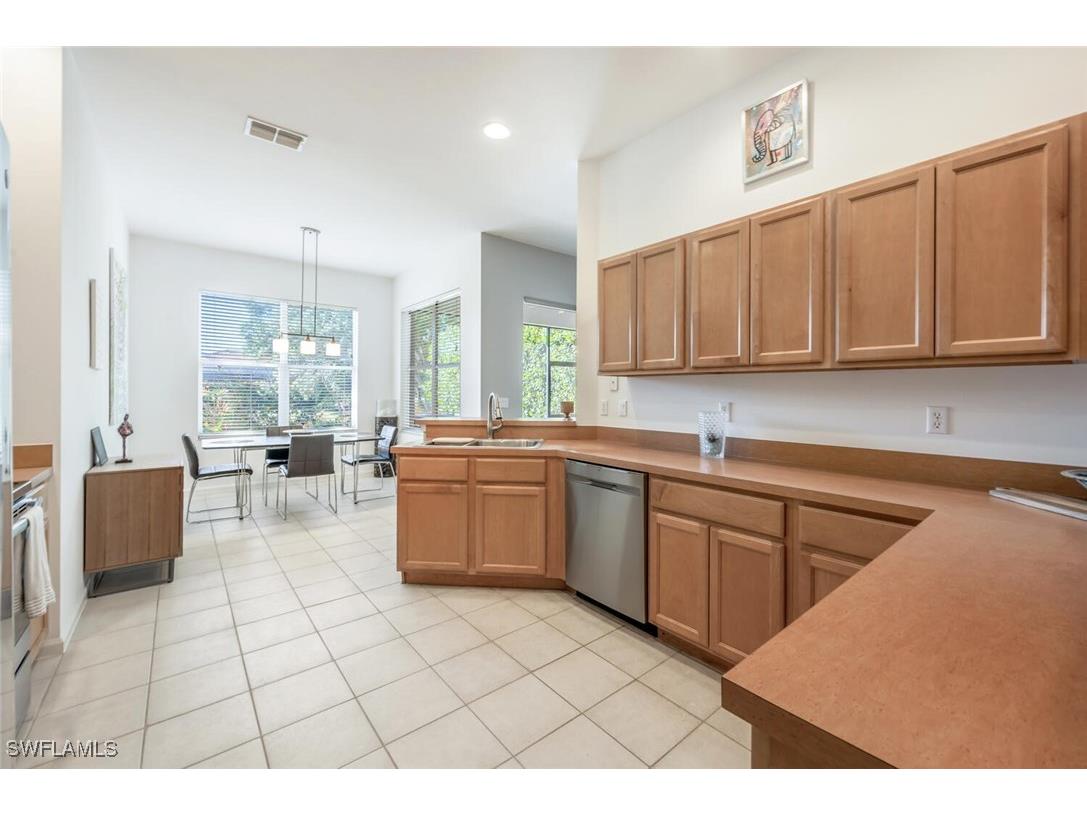 6703 Old Banyan Way Naples FL 34109 225030756 image9