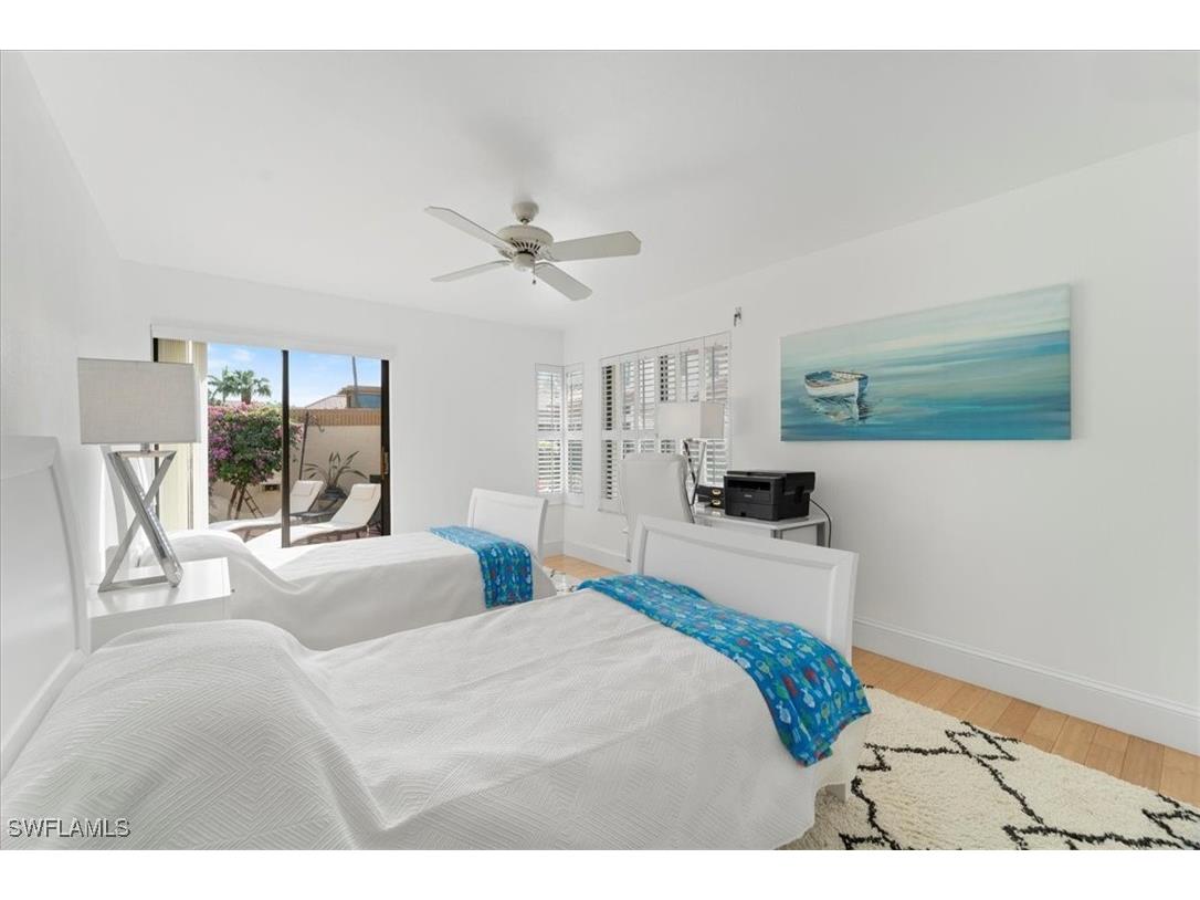 6740 Pelican Bay Boulevard Naples FL 34108 224104180 image38