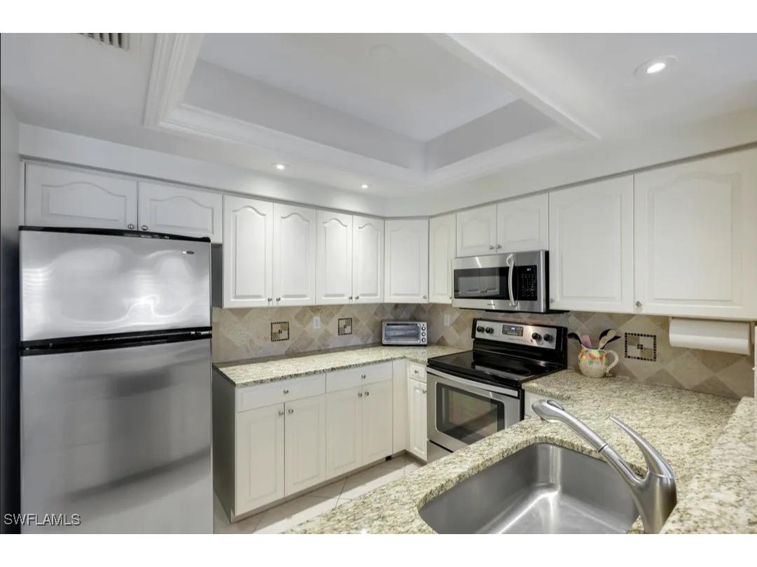 6770 Pelican Bay Boulevard #225 Naples FL 34108 225047674 image12