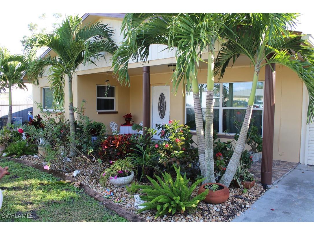 679 Canal Drive North Fort Myers FL 33903 225000198 image2