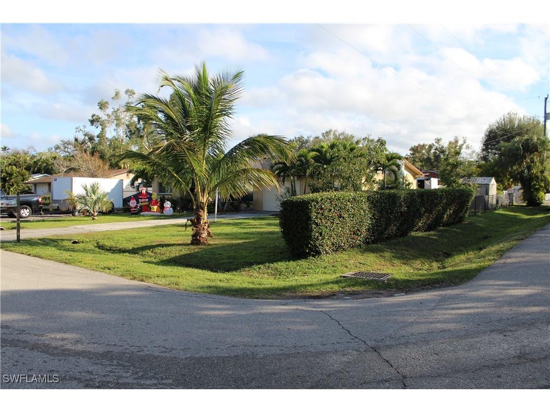 679 Canal Drive North Fort Myers FL 33903 225000198 image27