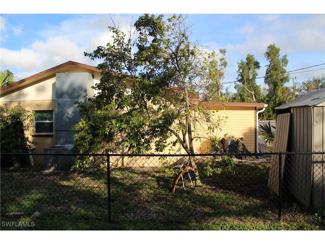 679 Canal Drive North Fort Myers FL 33903 225000198 image36