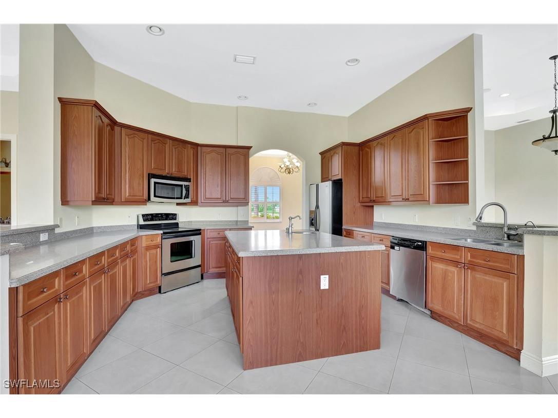 680 Mirror Lakes Court Lehigh Acres FL 33974 225053697 image12