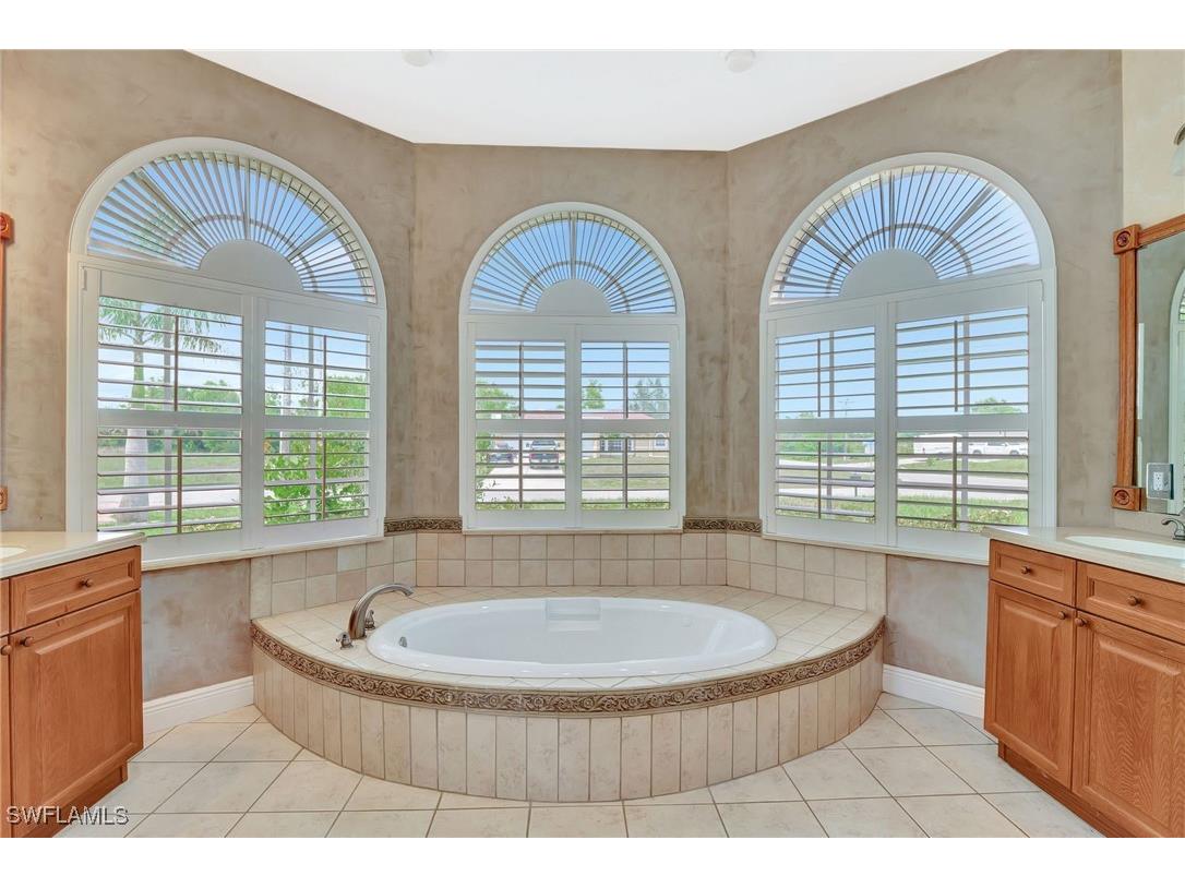 680 Mirror Lakes Court Lehigh Acres FL 33974 225053697 image19