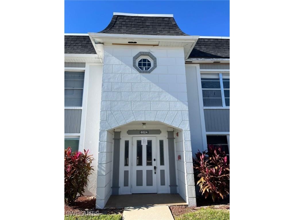 6824 Sandtrap Drive #4 Fort Myers FL 33919 225032212 image1