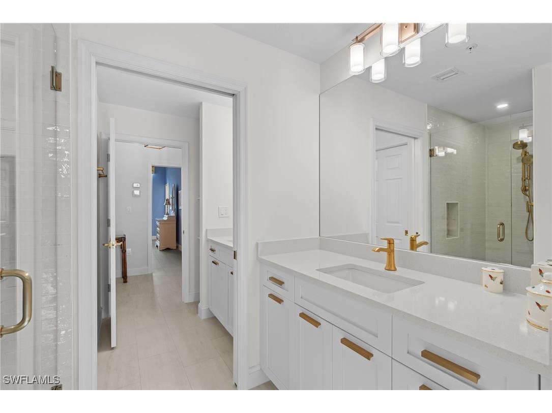 6849 Grenadier Boulevard #104 Naples FL 34108 224104945 image10