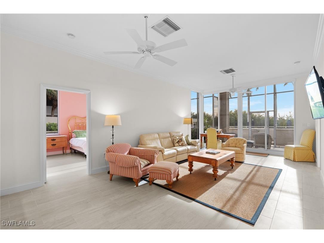 6849 Grenadier Boulevard #104 Naples FL 34108 224104945 image5