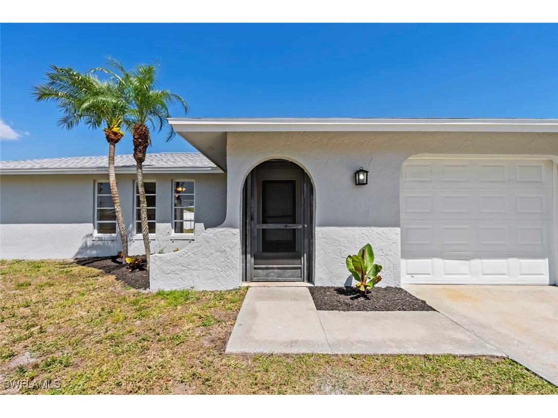 6874 Carmelle Drive Fort Myers FL 33919 225038350 image1