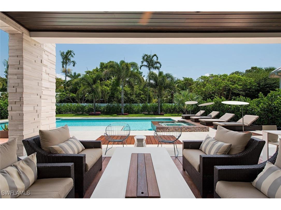 688 3rd Street N Naples FL 34102 225047838 image13