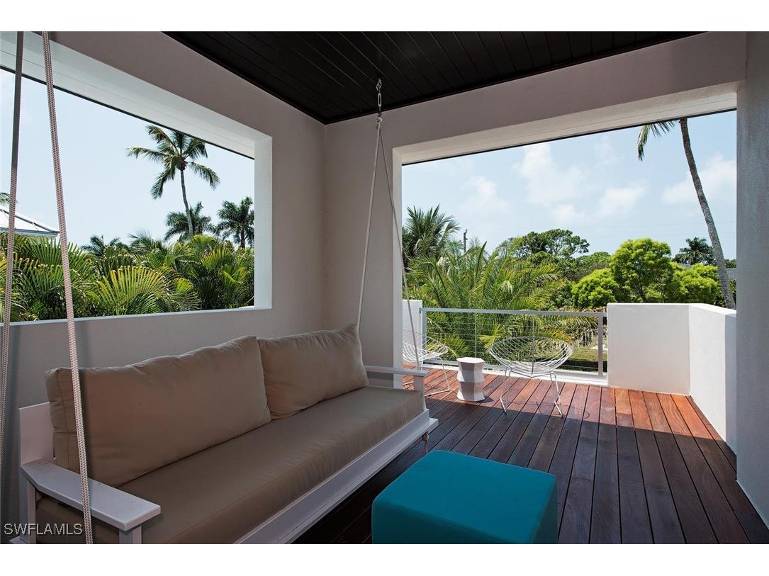 688 3rd Street N Naples FL 34102 225047838 image27