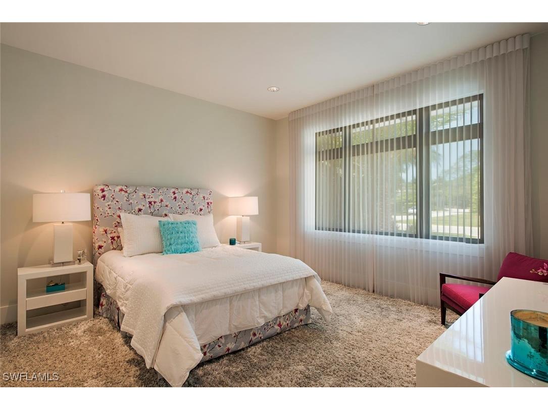 688 3rd Street N Naples FL 34102 225047838 image28