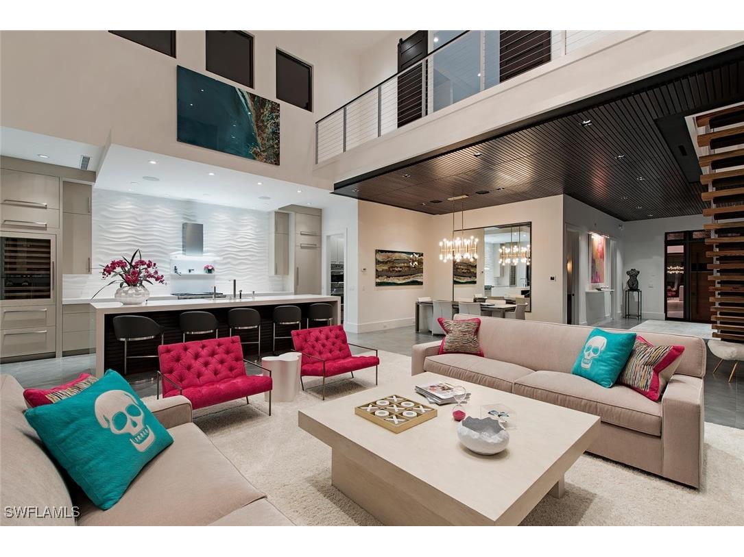 688 3rd Street N Naples FL 34102 225047838 image6