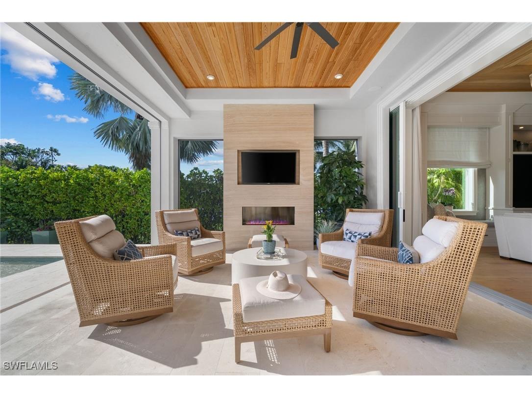 6892 Leeward Way Naples FL 34109 225003726 image10