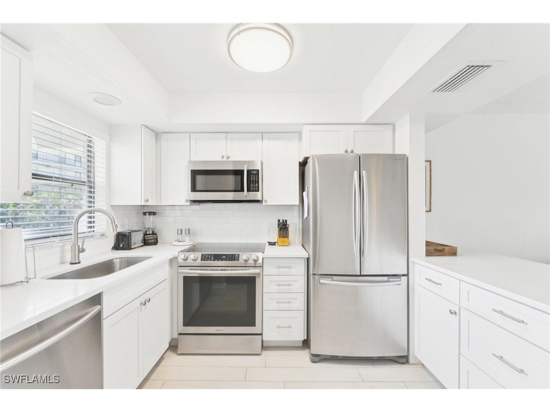 6893 Estero Boulevard #425 Fort Myers Beach FL 33931 225036845 image8