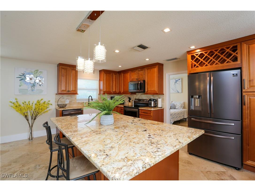 698 107th Avenue N Naples FL 34108 225053344 image16