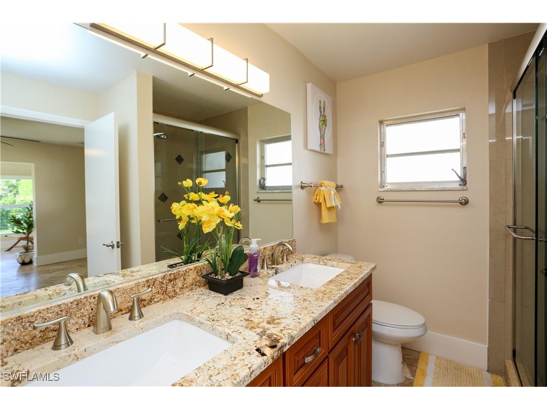 698 107th Avenue N Naples FL 34108 225053344 image27