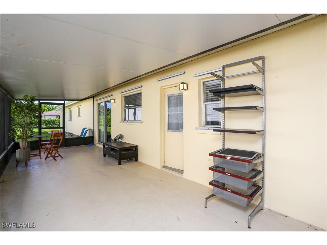 698 107th Avenue N Naples FL 34108 225053344 image6